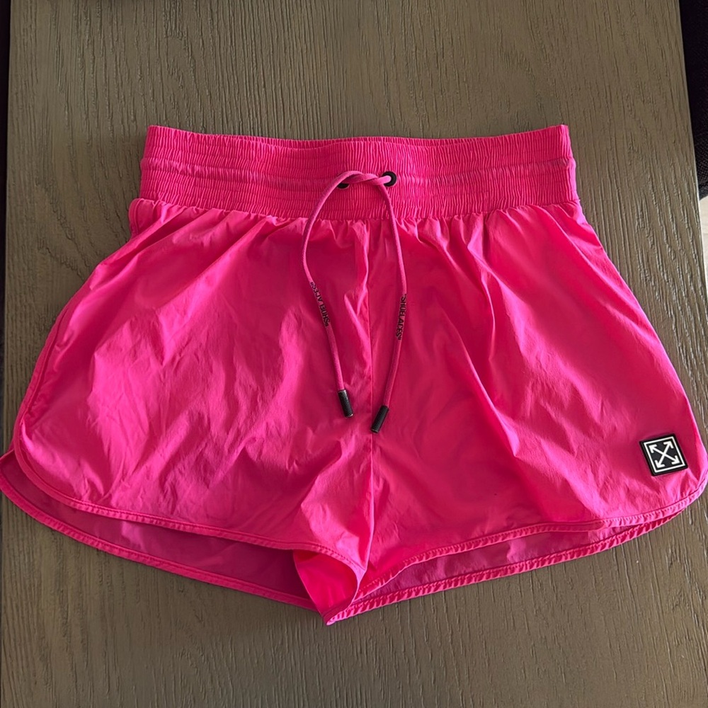 Off-White brand shorts!